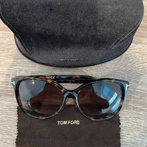 Authentic Tom Ford Alicia Sunglasses (brown tortoise)